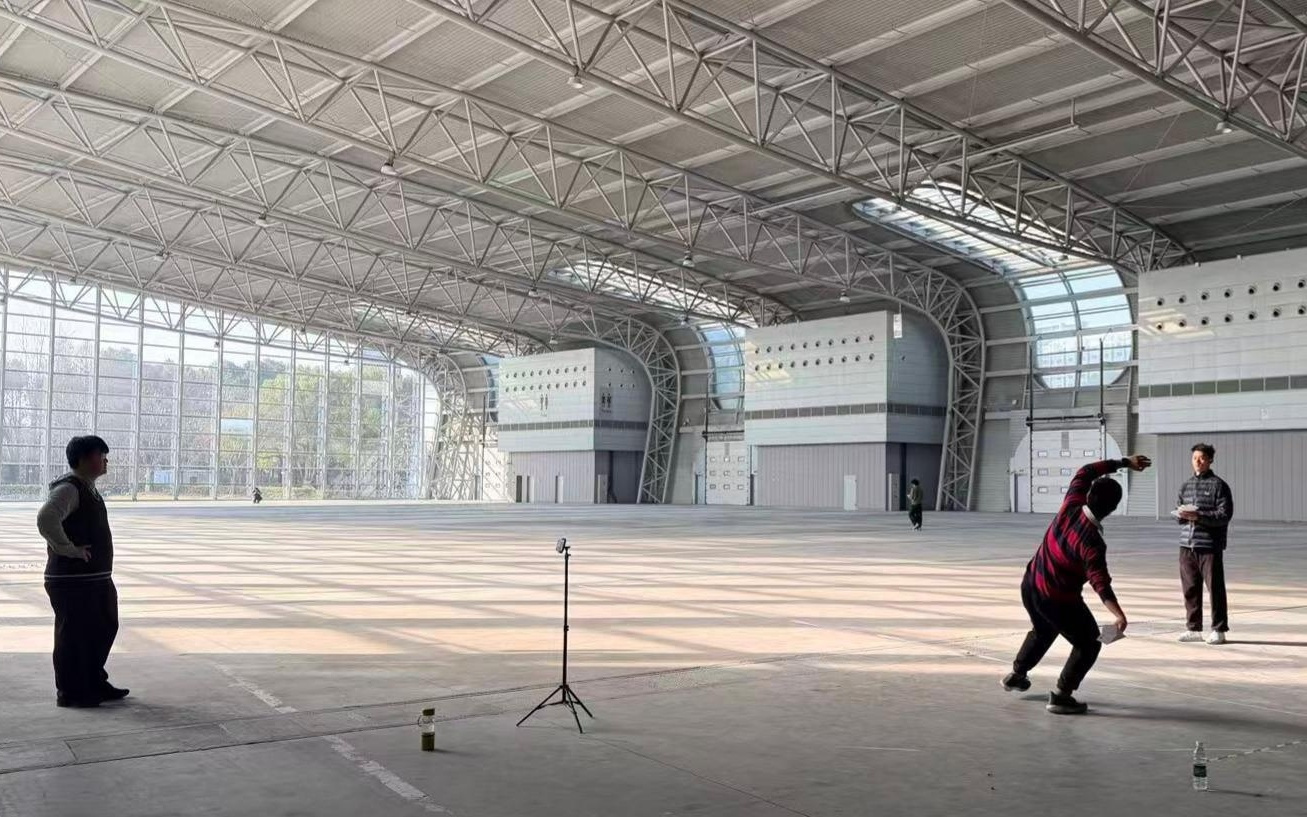 98.43米！中国少年刷新“纸飞机飞行最远距离”吉尼斯纪录，梳理了最近40年纸飞机设计