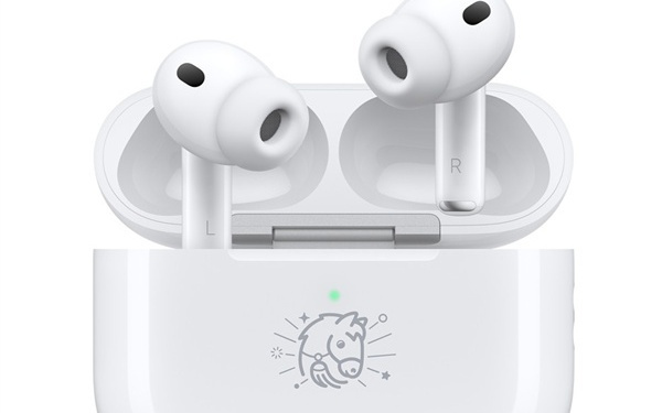 苹果回应AirPods Pro 3马年特别款售后：使用半年后只能更换标准版