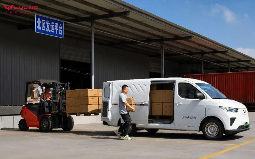 2026款五菱扬光预售:限时一口价6.98万起,动力续航加量不加价