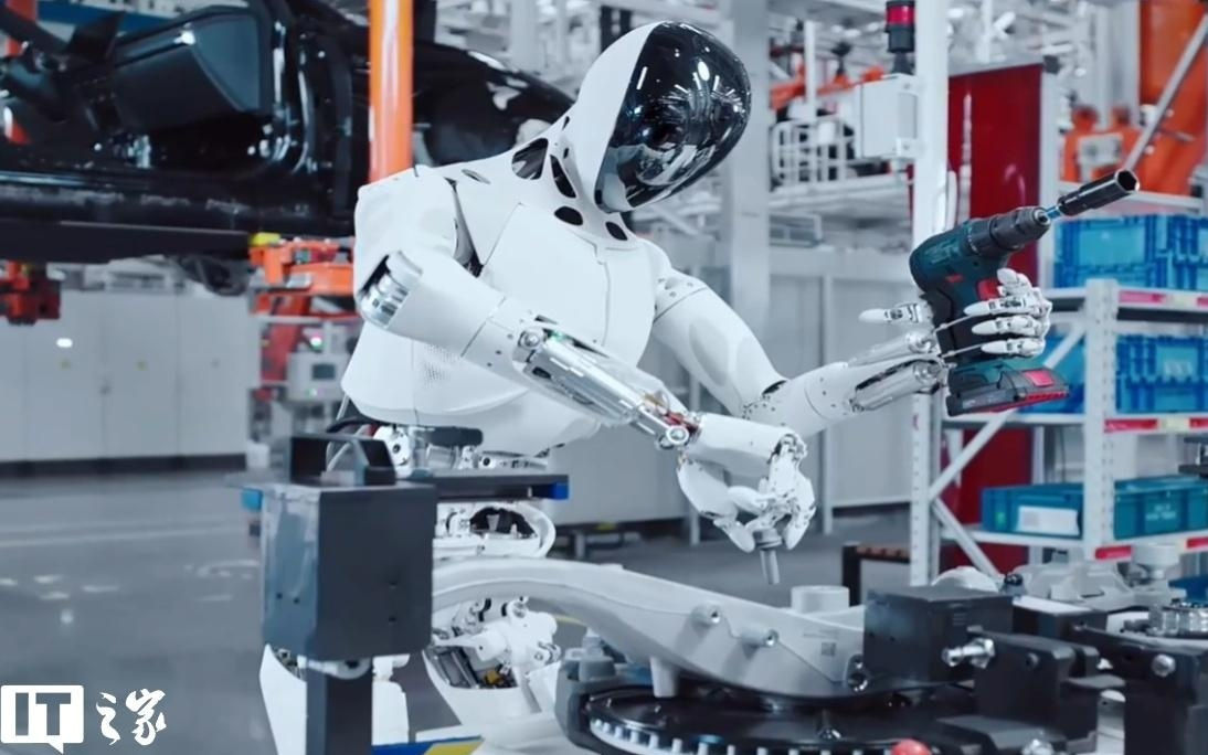 何小鹏：期望 2026 年量产机器人，相信未来 5-10 年走入更多家庭