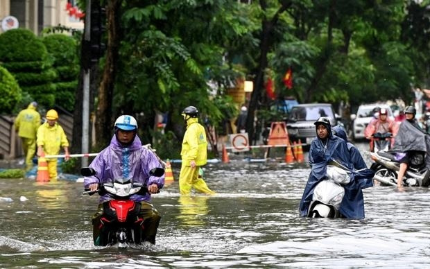 越南胡志明市拟禁止汽油车进入市中心,车主们“想做正确的事却做不到”?