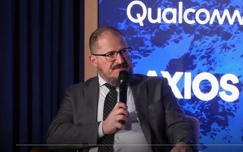 高通CEO安蒙：AI走向规模化，离不开边缘AI、物理世界和更高效的计算