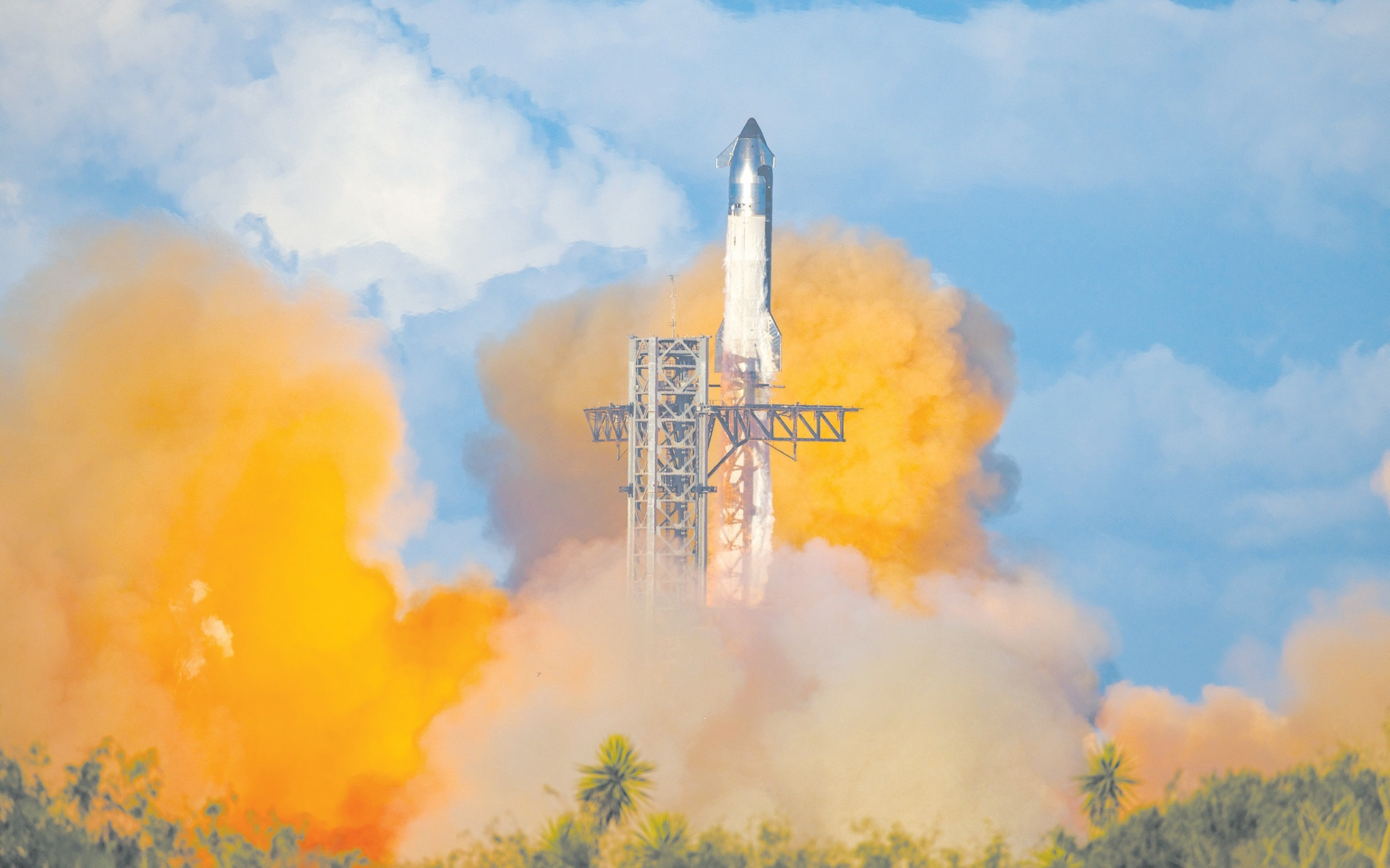 SpaceX并购自家AI公司为哪般？专家：该合并消息与“百万AI卫星发射”计划同步曝光并非巧合