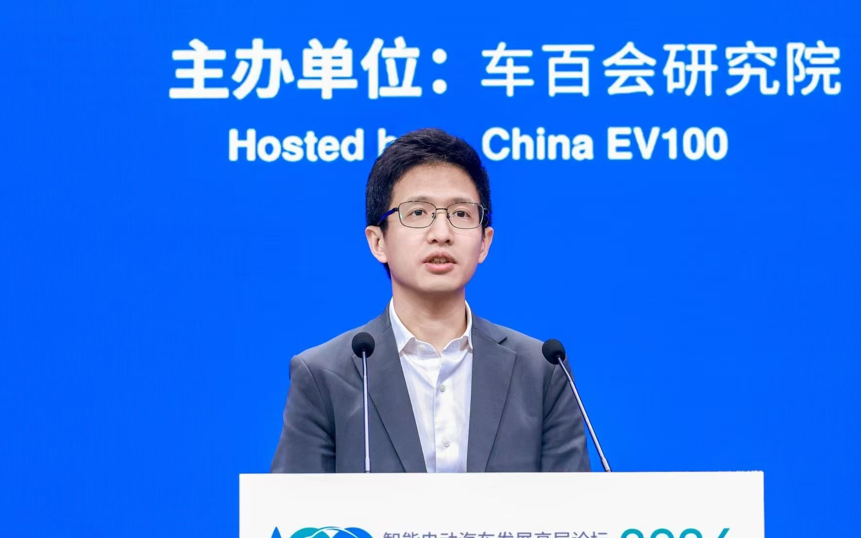 卓驭科技沈劭劼：智能驾驶是物理AI的早期形态，行业或面临转型