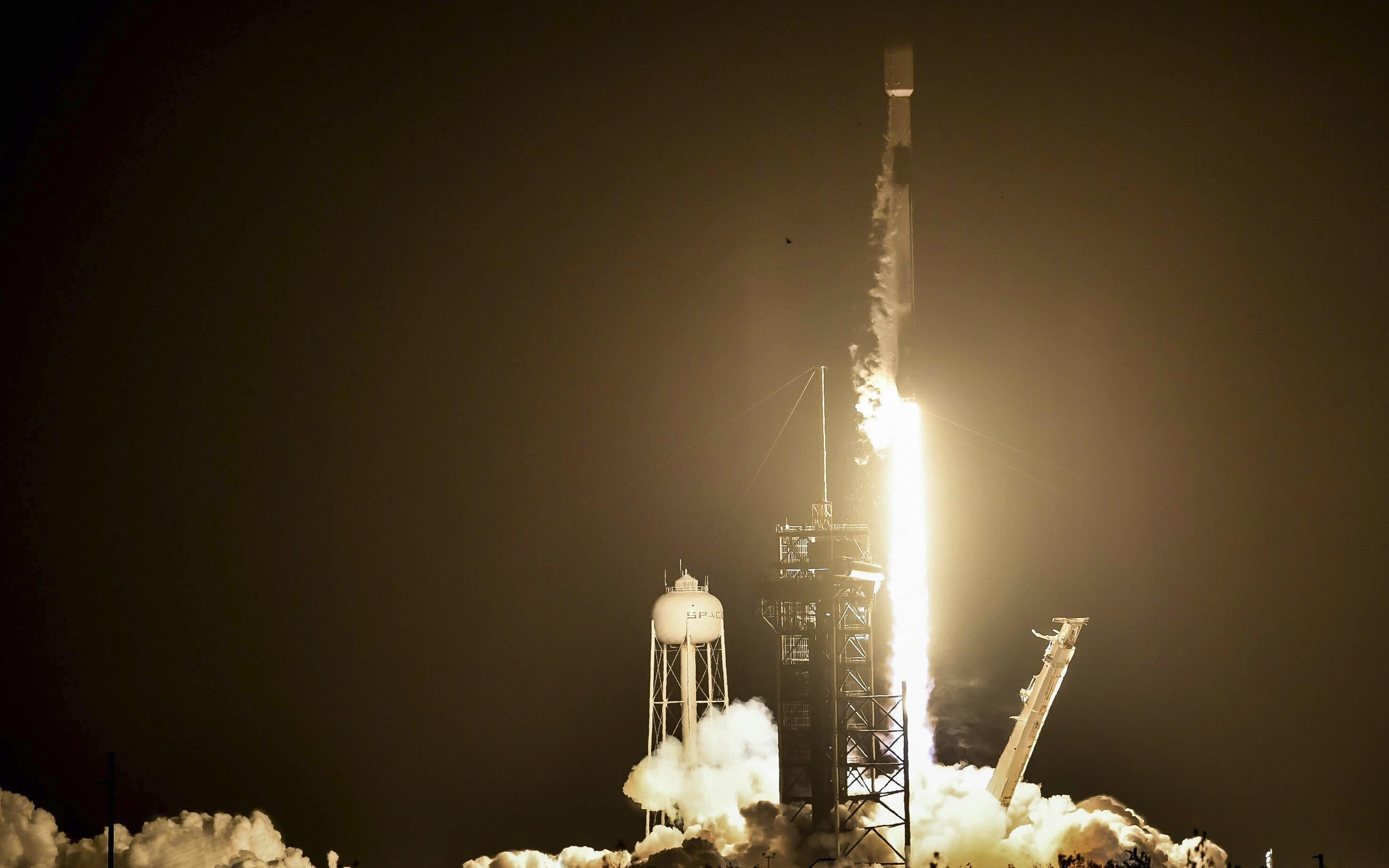 骤降4000米　“星链”一颗卫星或爆炸失联