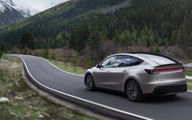 特斯拉Model Y L提车排单至11月，储能系统Megablock发布
