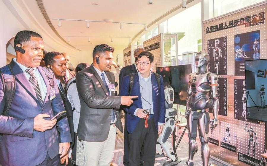 “如果不学习中国，我们如何跟上世界？” 来自全球南方国家的他们这样感概