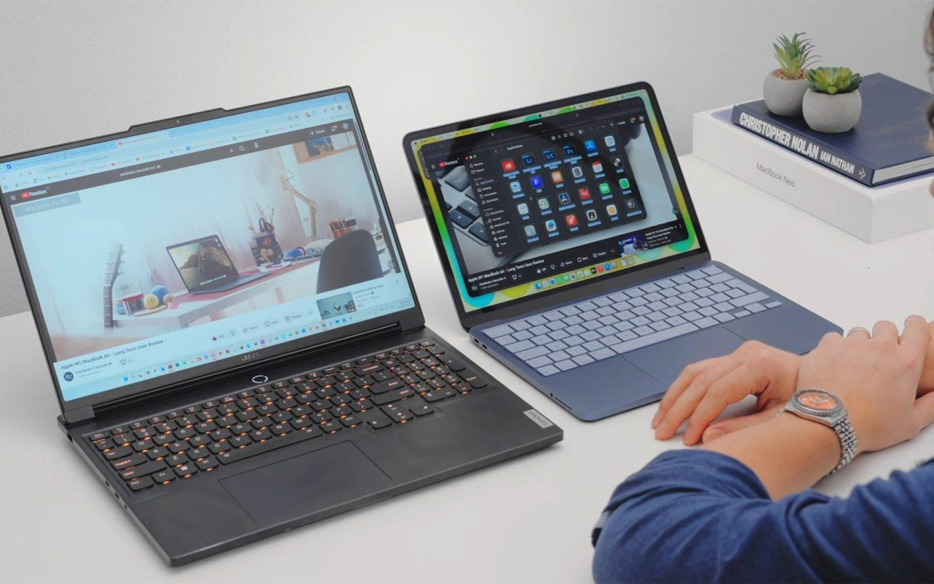 苹果MacBook Neo同时打开60个应用仍能流畅播放视频