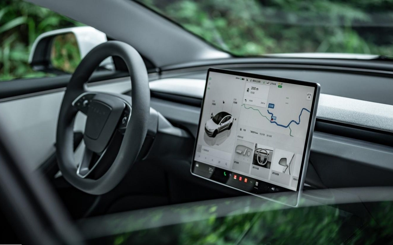 特斯拉在美推出新服务：消费者可亲身体验FSD，还能跟Grok AI互动