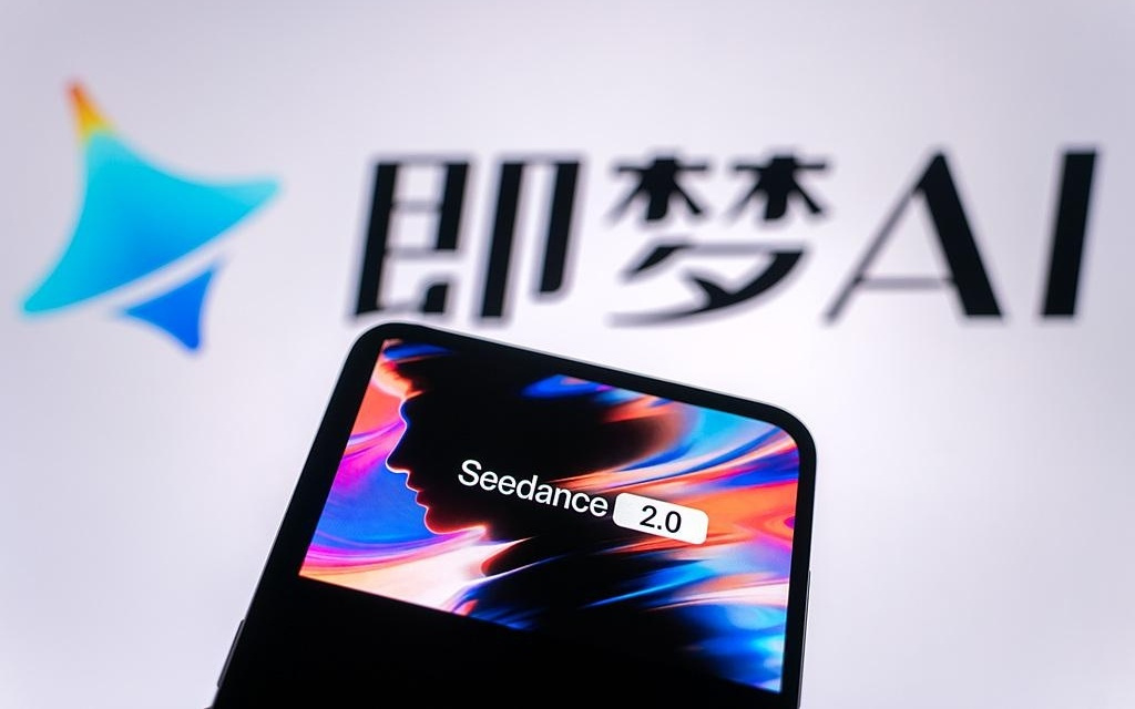 即梦涨价，AI短剧从业者“被压成夹心饼干”