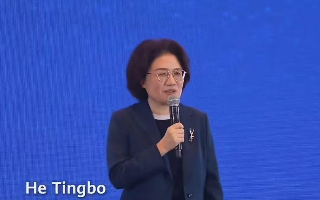 从两道“墙”看懂华为“韬定律” 全球业内人士：提出了后摩尔定律时代的合理方向