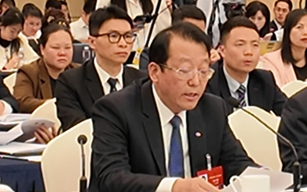 全国人大代表、广汽集团董事长冯兴亚：建议将广东、广州打造为先行先试样板，让自动驾驶“跑”起来