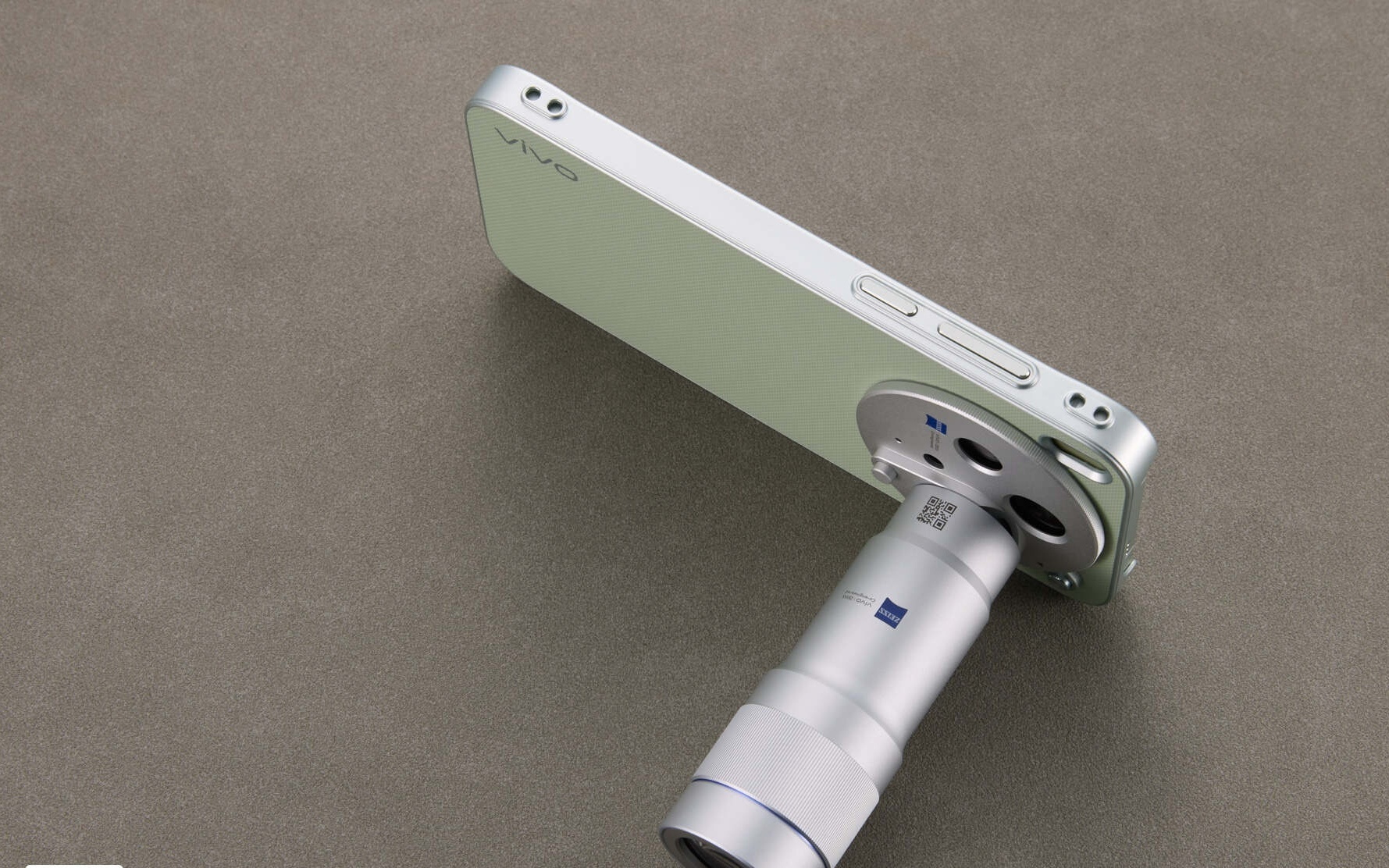 vivo X300 Ultra/X300s摄影师套装登场,含增距镜、定制手机壳等