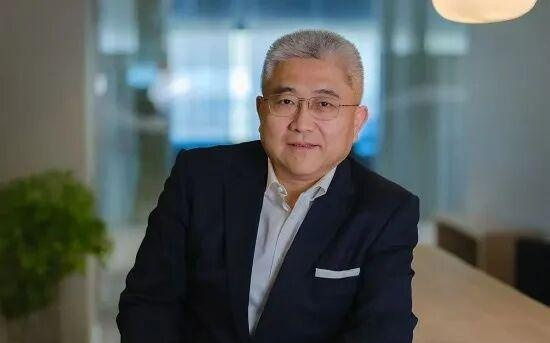 隐私又少一点？「微信状态可看访客记录」冲上热搜，腾讯客服回应；快手计划分拆可灵AI，估值超1300亿、明年IPO上市；贾跃亭出任FF全球CEO