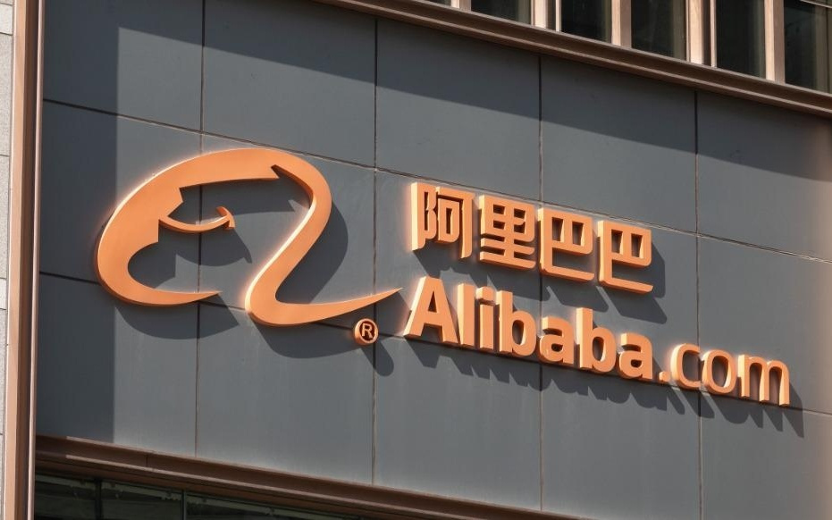 训练成本大降超九成！阿里开源下一代基础模型架构，引入混合注意力机制
