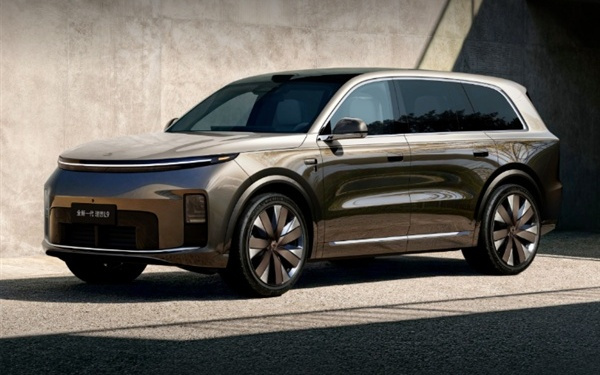 全新理想L9 Livis为何卖到56万 官方揭秘：全主动悬架 72.7度超大电池