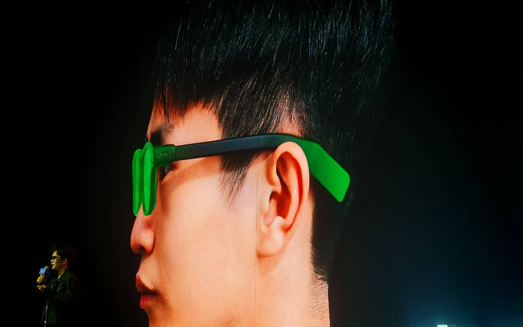 AI眼镜：谷歌画饼10年，夸克能否在中国引领破局？