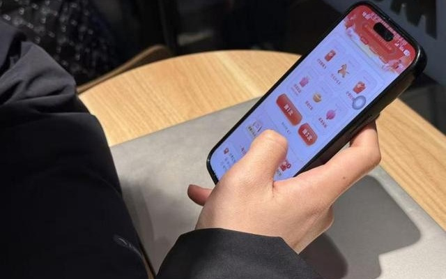 半两财经｜微信处置腾讯“元宝”：限制其在微信内直接打开