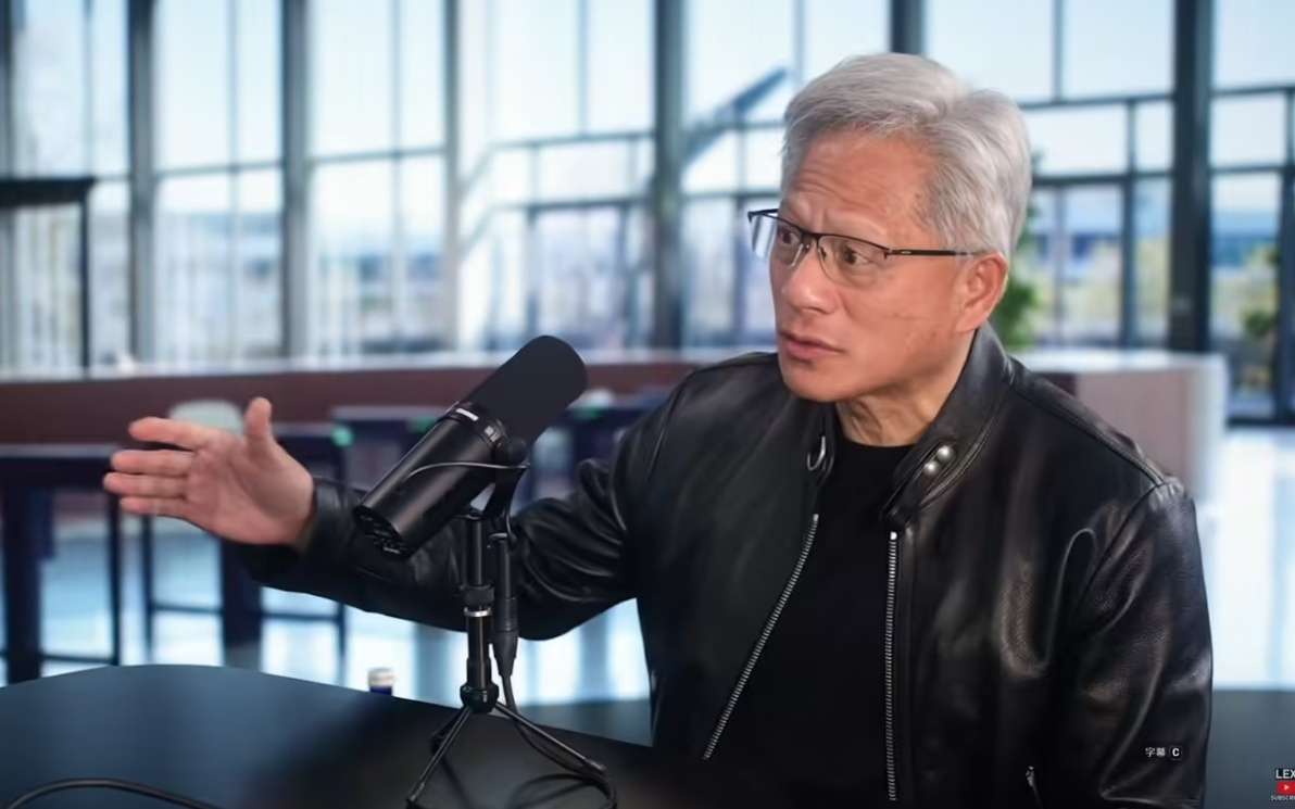 黄仁勋坦言：和台积电合作 30 年，未签过合同