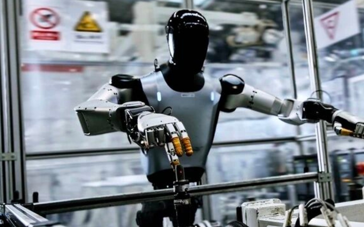 雷军：小米人形机器人已在汽车工厂「实习」