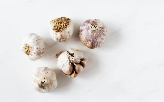 大蒜立功！《Cell》子刊证实：可改善代谢耐力，寿命延长11.4%