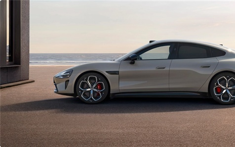 车主放心 小米辅助驾驶并未放弃世界模型 反而更强了