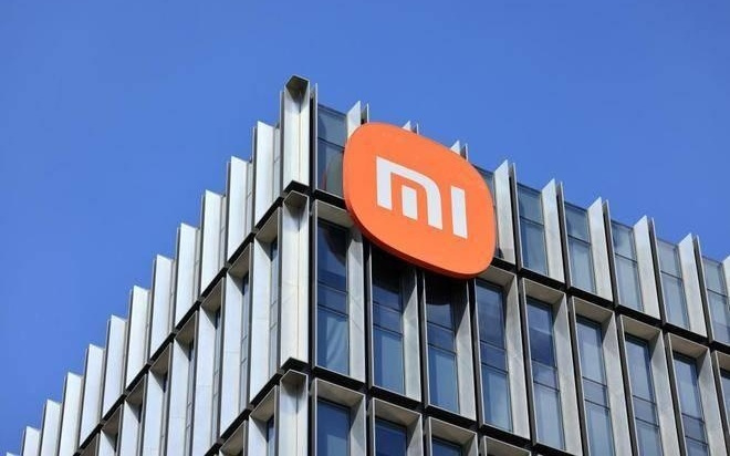 雷军斥资超1亿港元增持小米公司股份；盒马旗下平价超市正式开放加盟｜早资道