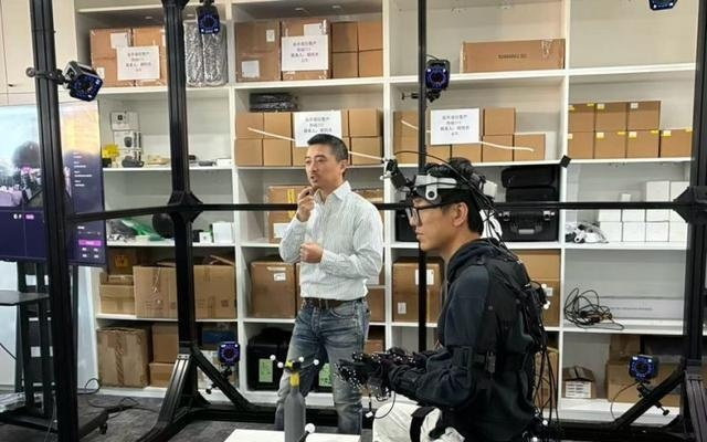 北京中关村具身智能产业“蝶变”：一栋楼覆盖上下游产业链，智能数据成新风口