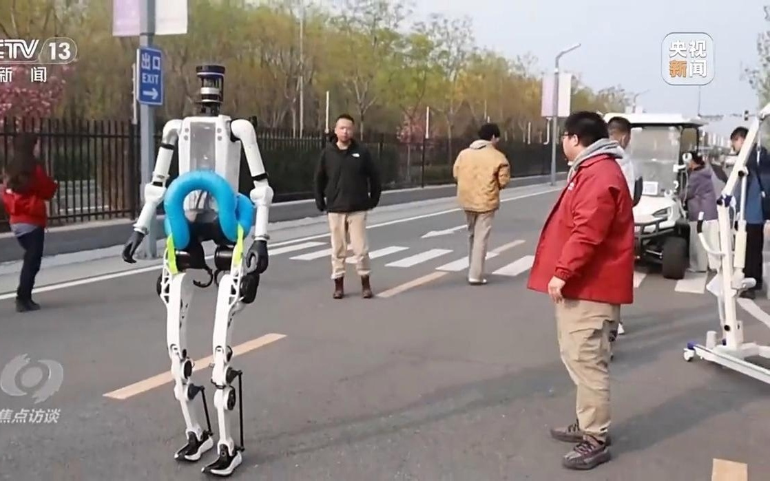 一年蜕变、刮目相看，人形机器人正从概念走向现实