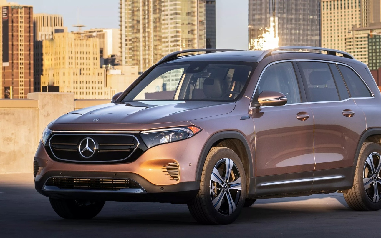 海外部分EQB车型暗藏电池安全风险，奔驰提醒车主别把电充满