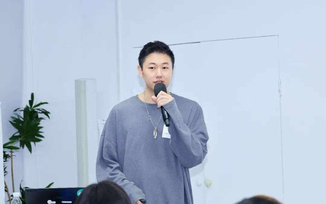 GEO 创业者：让 AI 帮忙「带货」，重要的不是「破解」大模型，而是教 AI 说真话