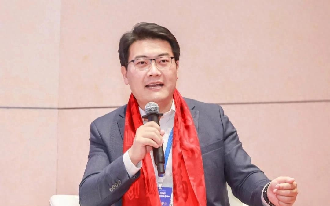 专访魔形智能创始人徐凌杰：要让Token工厂规模和收入滚雪球增长