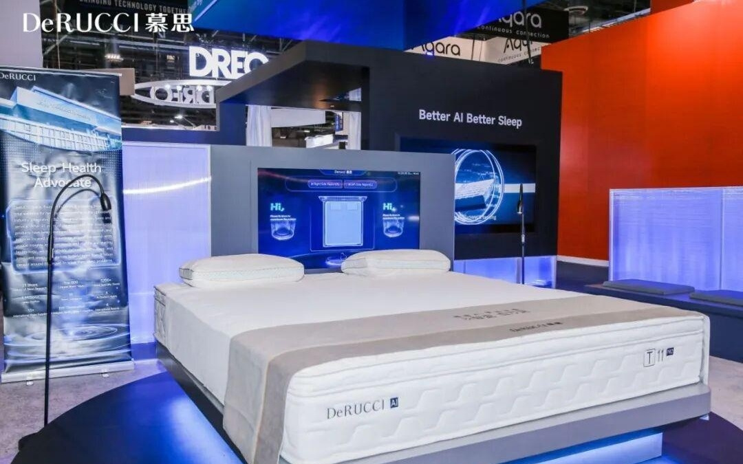 斩获“2025年度焦点产品”大奖，慕思T11+让好睡眠有迹可循