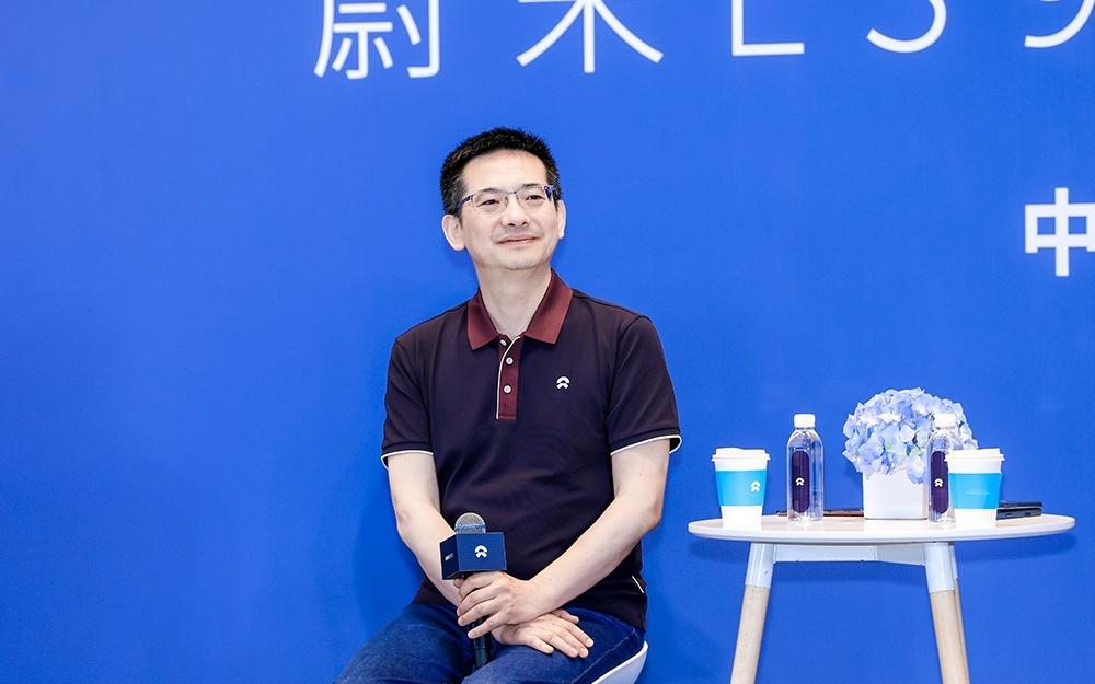 对话蔚来李斌秦力洪:特斯拉FSD进中国对智驾是正向影响,今年算力投入是去年5倍