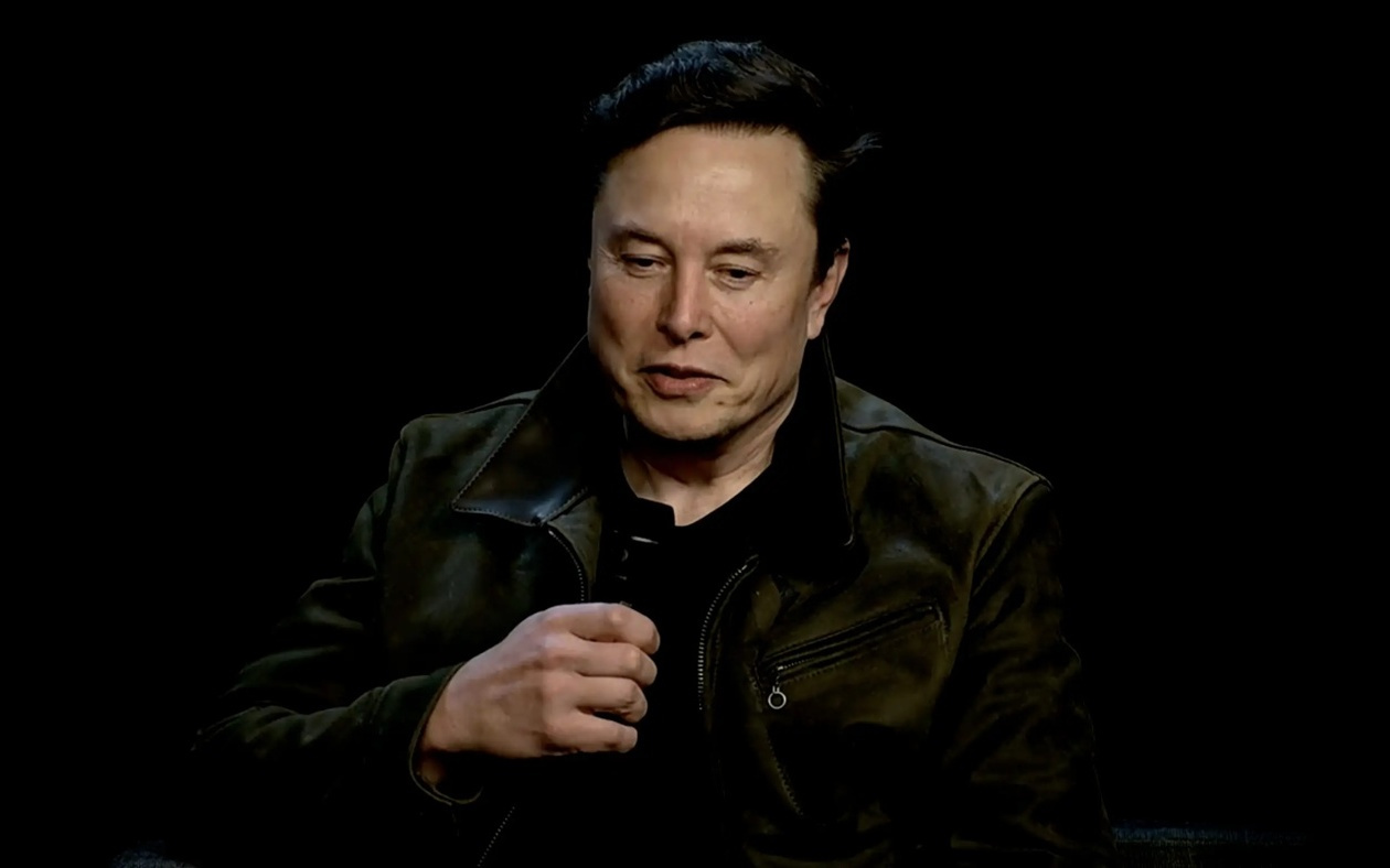 消息称马斯克旗下SpaceX与xAI参与美军无人机蜂群技术竞赛