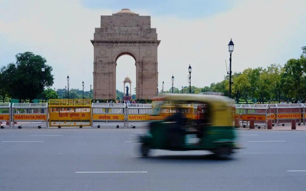 翻车 | 印度一大学买中国机器狗冒充自研，被抓包！