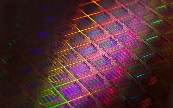 AI彻底改写全球市值排行榜 TOP25半导体独占7席:三年翻了一倍多