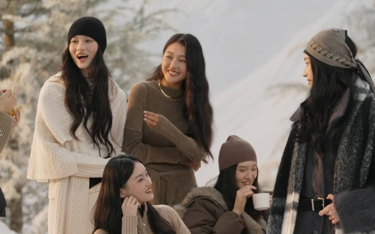 交易额15年增长2.77万倍，今年双十一“不再凑单”，年轻人愿为情绪价值买单？