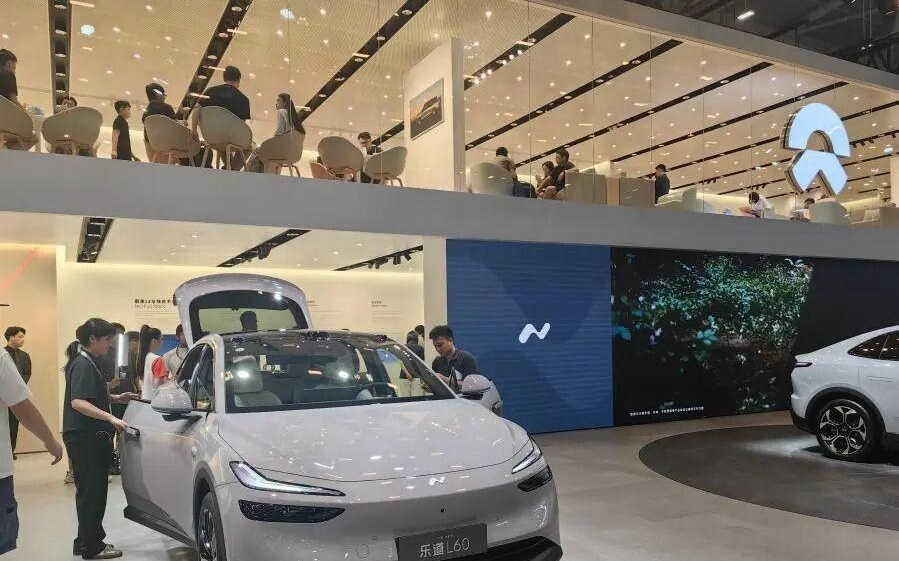 对标特斯拉!乐道密集“焕新”