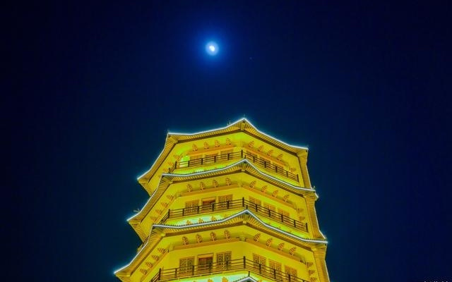 木星伴月昨晚上演!一起看这场“星月对话”