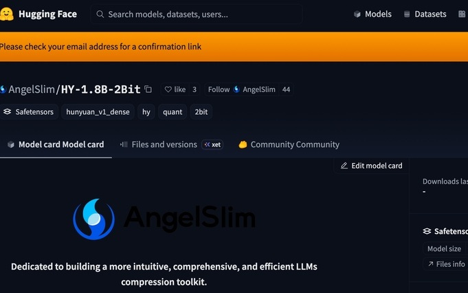 主打一个快！腾讯开源0.3B端侧模型，手机耳机都能跑