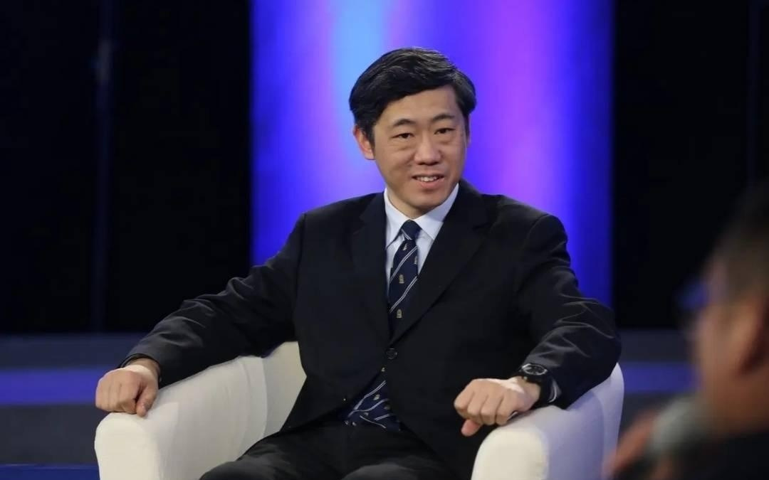 因为AI，经济学家李稻葵给自己颁了个“诺奖”