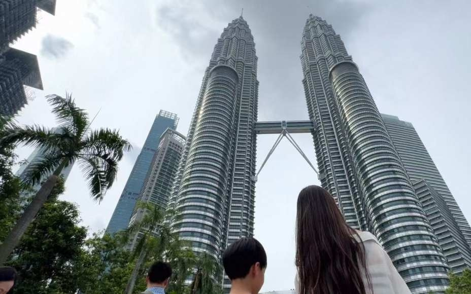 马来西亚经济再次转型：攻关半导体与AI，中企助力向上突围