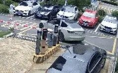 苹果总市值再成全球第一