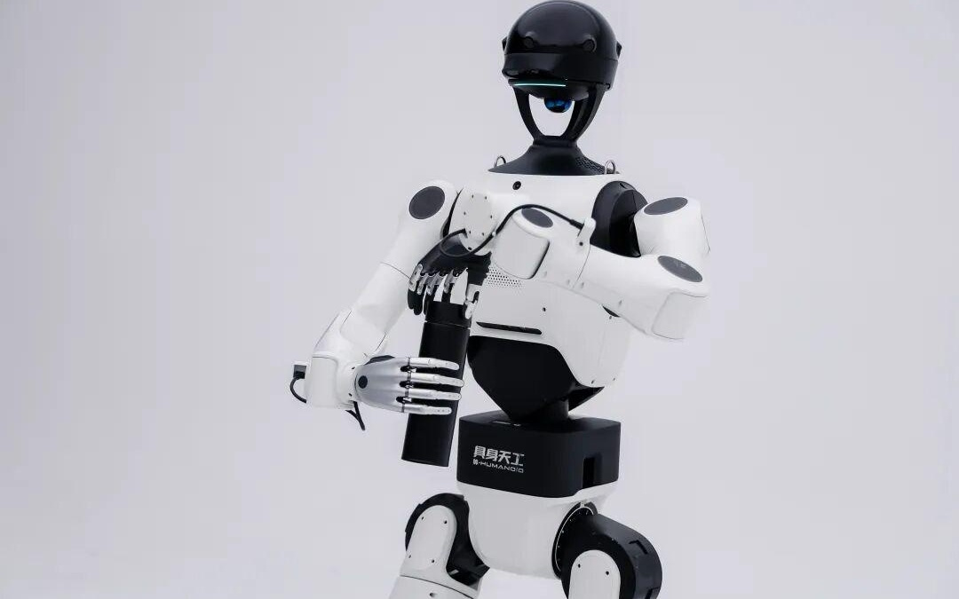 具身天工3.0发布：全尺寸机器人完成高动态运动控制