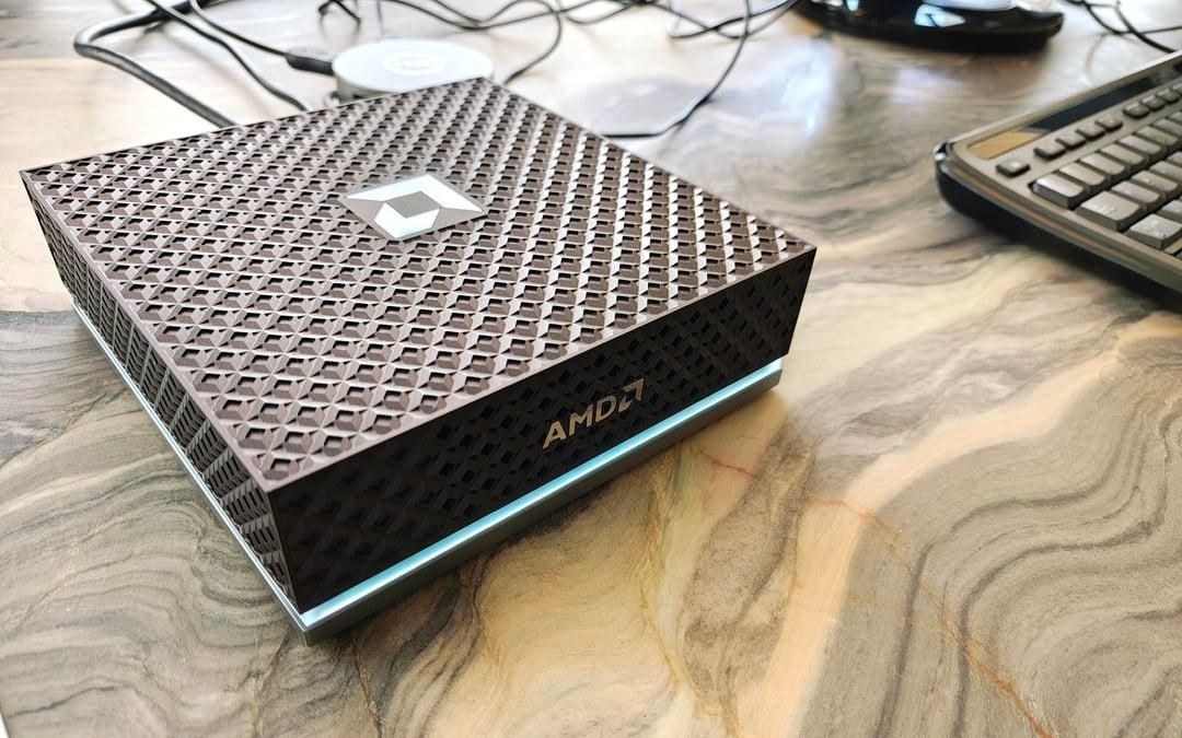 AMD第一方迷你主机锐龙AI Halo实物现身，消息称6月推出