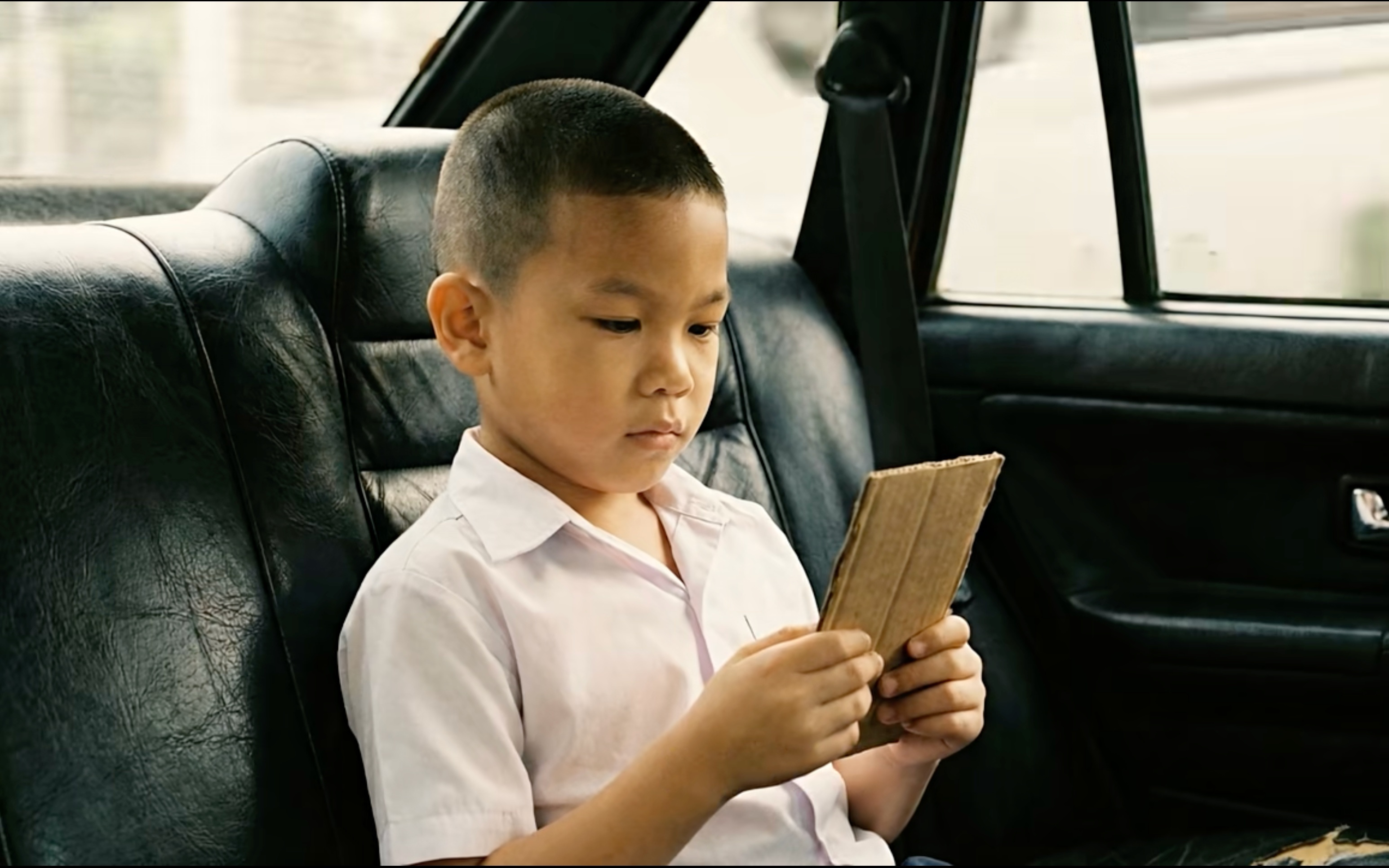 视频大模型突进两年间：AI短片从试验到爆款