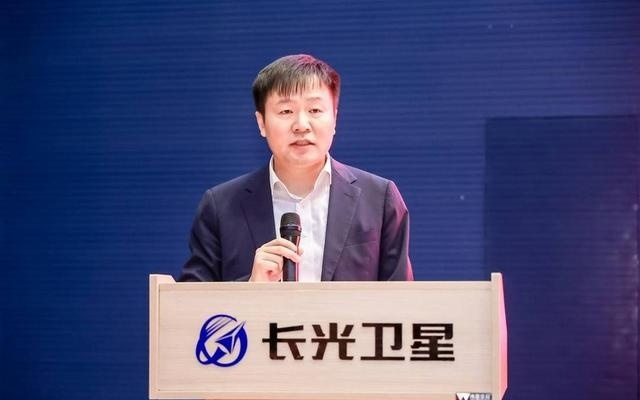 “吉林一号”如何练就“高光时刻”？专访长光卫星总工程师钟兴