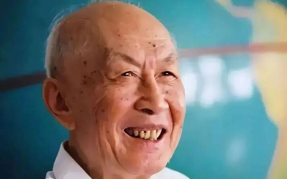 今天一起缅怀朱光亚