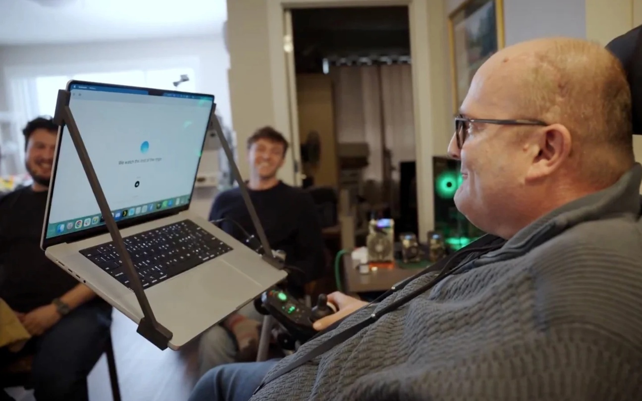 意念说话成真：马斯克的Neuralink脑机芯片让失语者“开口”